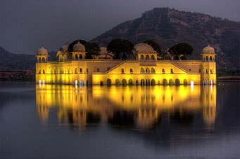 Hire Professionals To Get Topnotch Car Rental Jaipur Tours